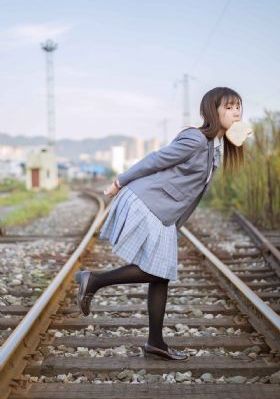 狼群在线勉费看_BD国语免费观看最新