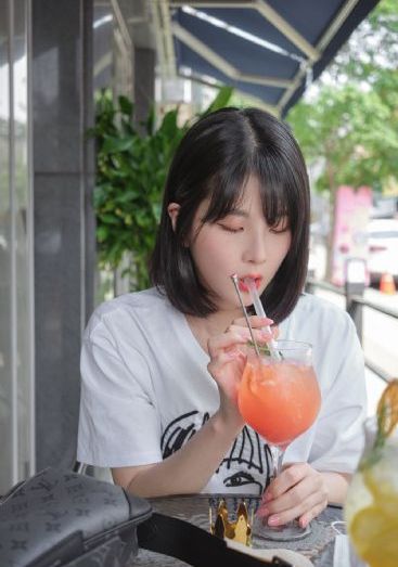 花蝴蝶高清_1080P免费在线观看