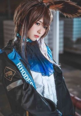 人妻巨大乳一二三区_蓝光免费观看最新